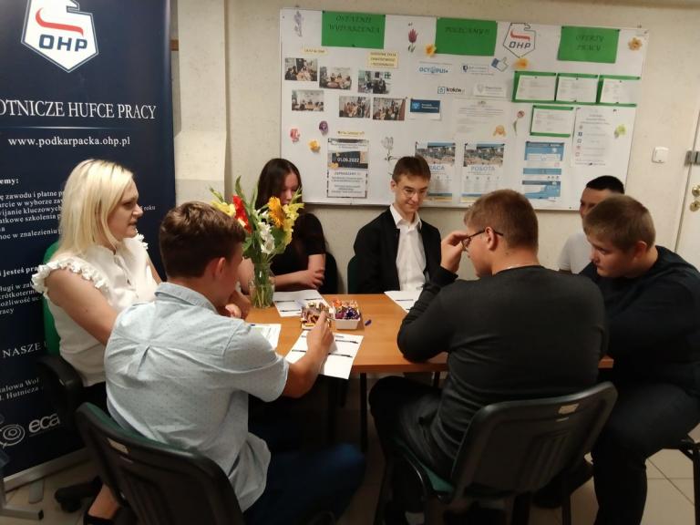 Spotkanie integracyjne z pośrednikiem pracy w stalowowolskiej jednostce