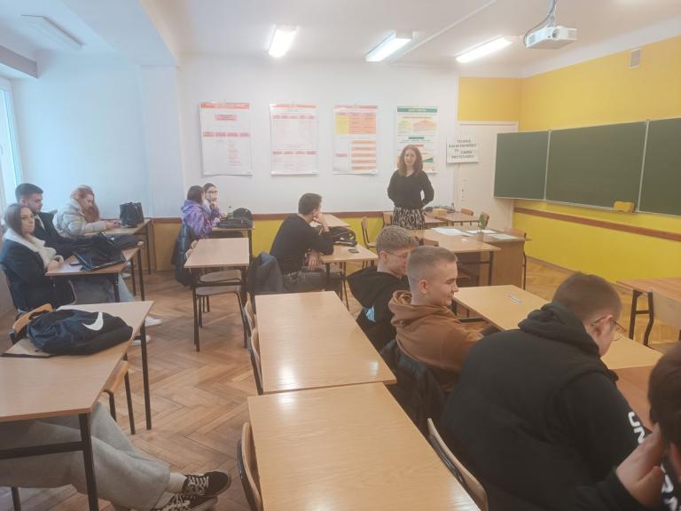 Rozmowa o pracę jako kluczowy moment w drodze po zatrudnienie
