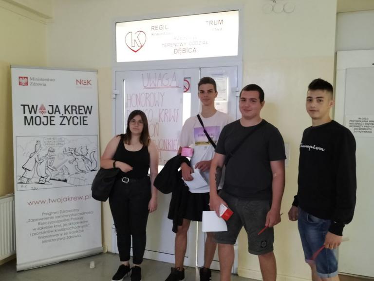 Akcja krwiodawstwa w dębickim Hufcu