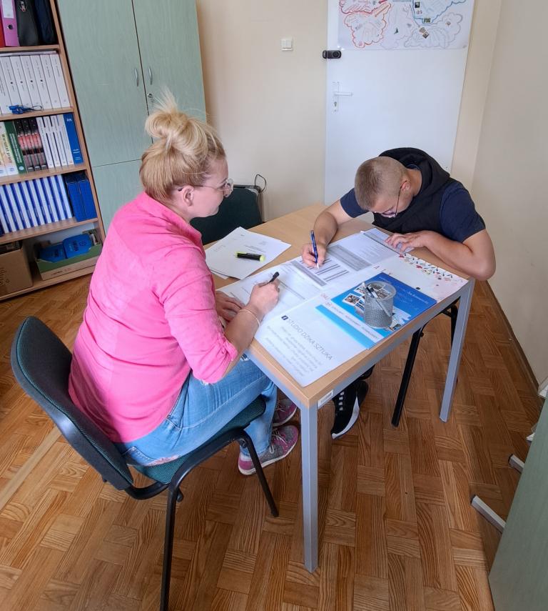 Rekrutacja do Ochotniczych Hufców Pracy w Młodzieżowym Centrum Kariery w Żarach