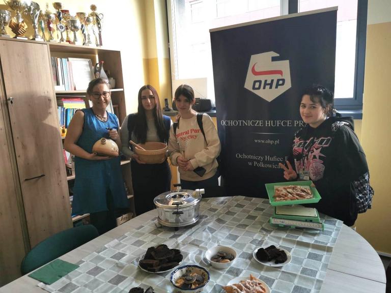 „Tłusty czwartek w stylu retro”