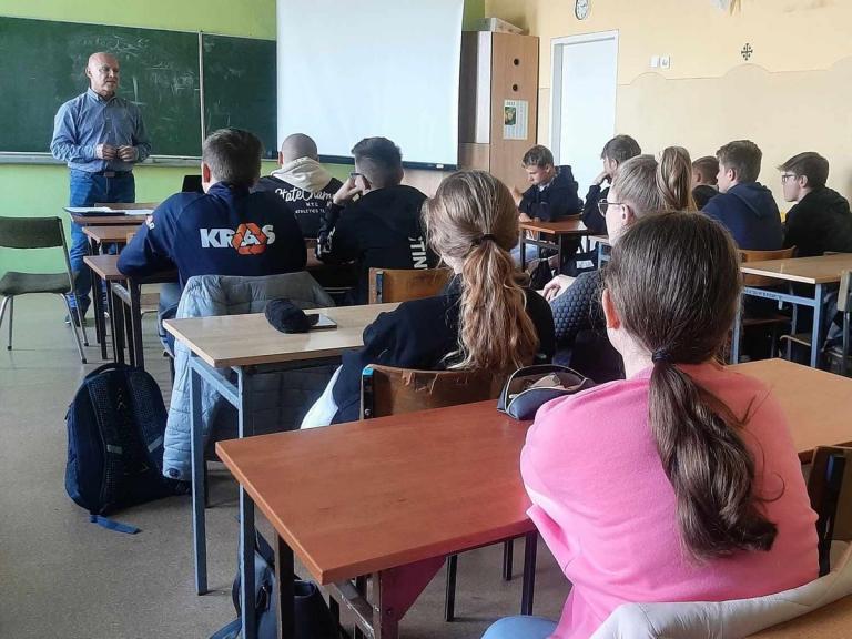 Zajęcia adaptacyjne w dębickim Hufcu Pracy