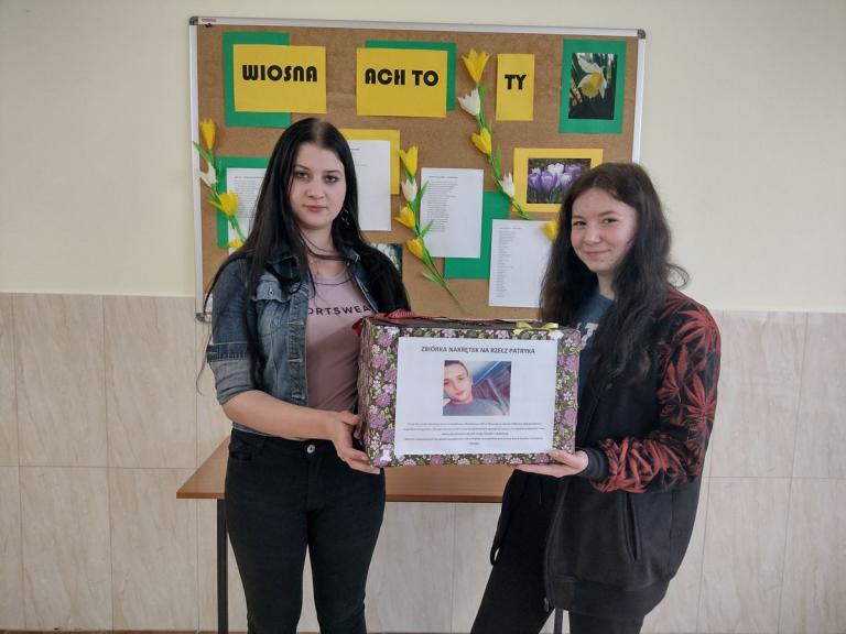 Nakrętkowe przedsięwzięcie na rzecz Patryka w OSiW w Iwoniczu