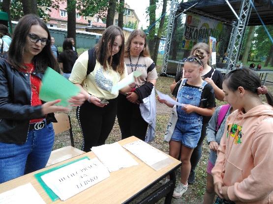 Rekrutacja do Hufca Pracy w Lubsku na Jasieńskim Ekopikniku