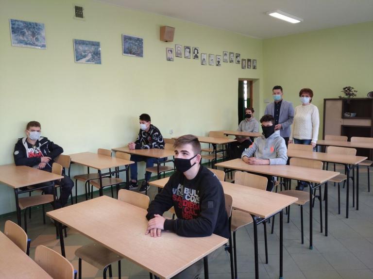 Konsultacje pedagogiczno - wychowawcze dla uczestników 9-9 HP Krosno