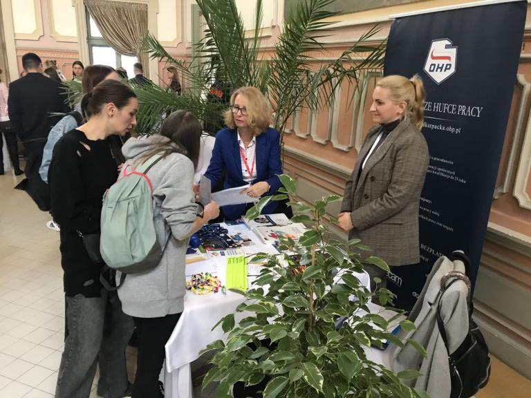 Ochotnicze Hufce Pracy na Targach Pracy w Przemyślu