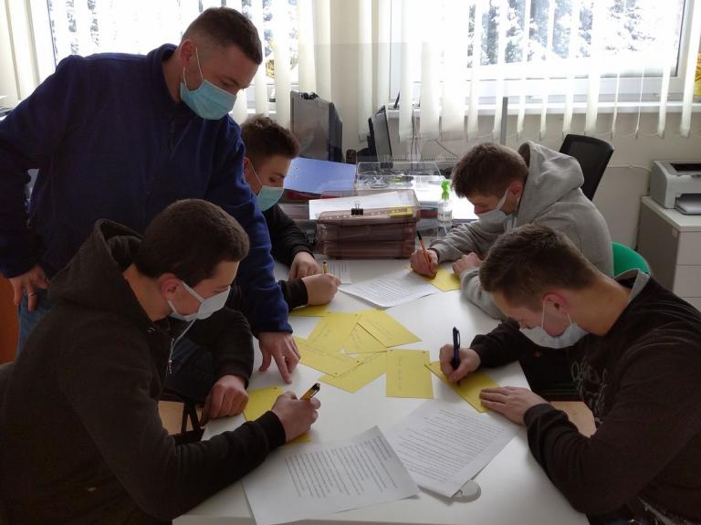 Dobre słowo w 9-9 Hufcu Pracy w Krośnie