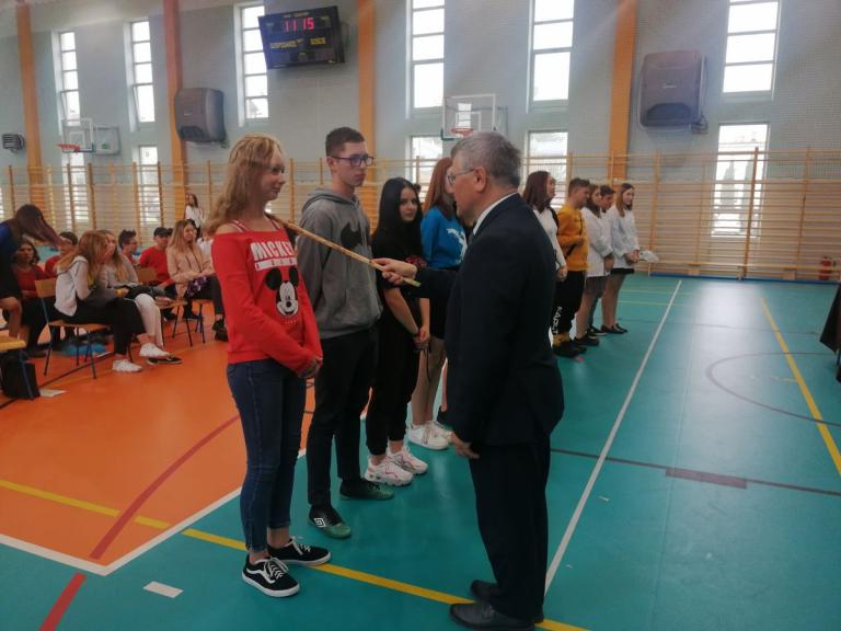 Dzień Edukacji Narodowej i Otrzęsiny uczestników pierwszego rocznika 9-10 Hufca Pracy