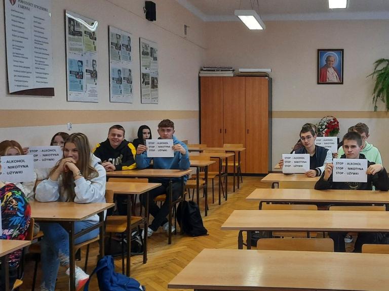„Życie jest przede mną” w 9-10 Hufcu Pracy w Krośnie