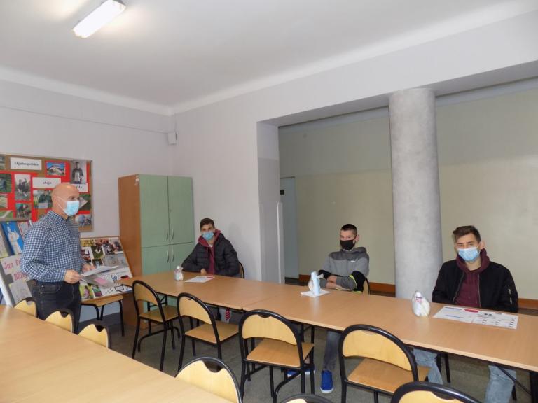 Jak chronić się przed koronawirusem?