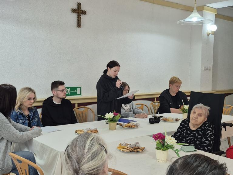Dzień Matki z pensjonariuszkami Domu Pomocy Społecznej w Zagórowie