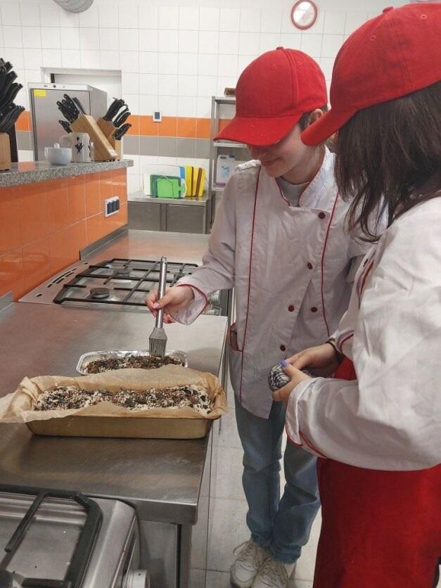 Warsztaty integracyjne w dzierżoniowskim Hufcu Pracy