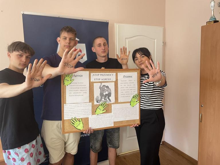 Stop przemocy!