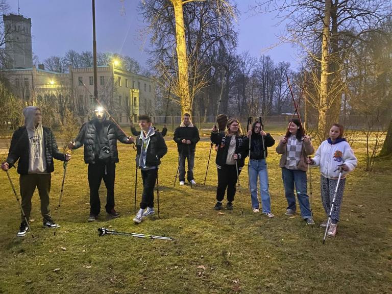 Poszukiwanie śniegu z okazji Światowego Dnia Śniegu ! 