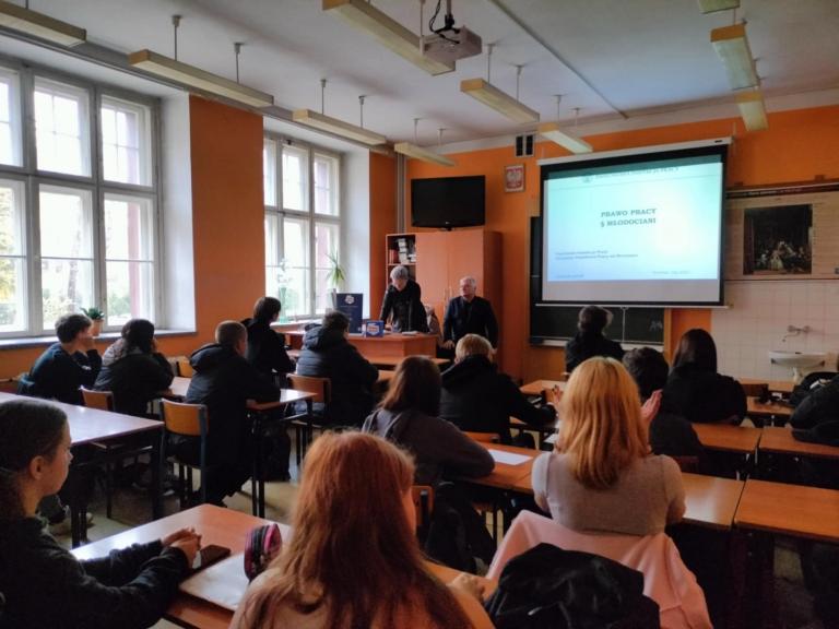 Spotkanie z Państwową Inspekcją Pracy w ramach realizacji programów „Witamy w OHP” i „Wiem, więc jestem bezpieczny” 