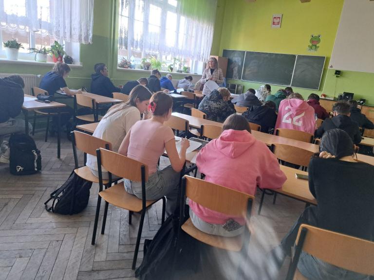 Licealiści  z II LO w Świdnicy poznają siebie