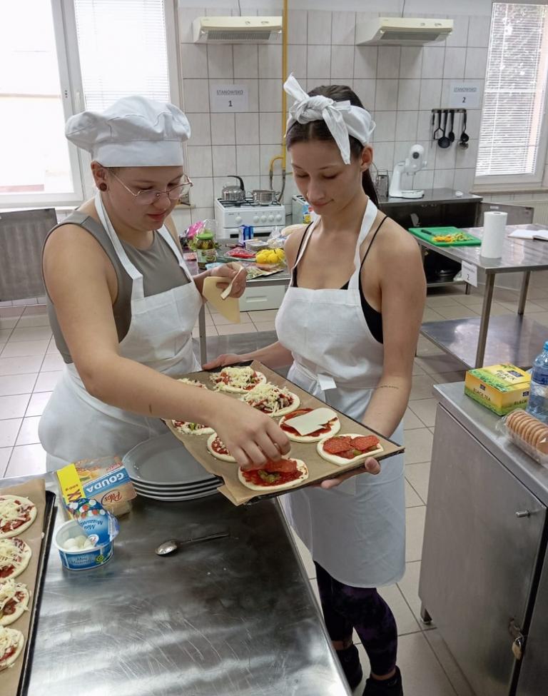 Catering w rękach młodzieży