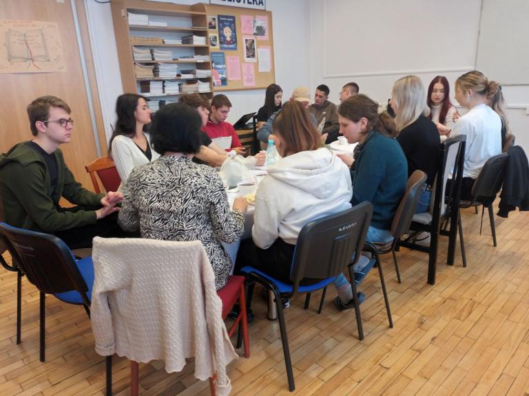 Spotkanie świąteczne z młodzieżą 9-10 Hufca Pracy w Krośnie
