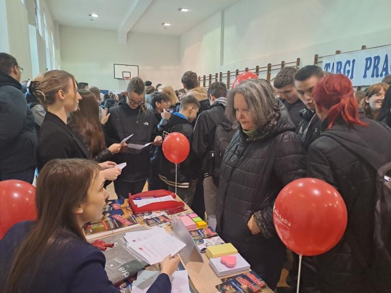 Uczestnicy Hufca Pracy Ziębice na Targach Pracy i Edukacji organizowanych przez Młodzieżowe Centrum Kariery w Ząbkowicach Śląskich