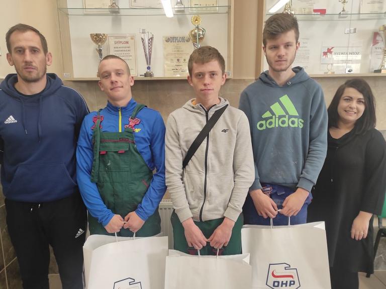Zasady gry w piłkę nożną – konkurs w OSiW Iwonicz