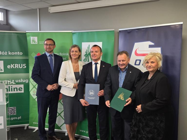 Porozumienie pomiędzy Łódzką Komendą OHP a Skarbem Państwa – Kasą Rolniczego Ubezpieczenia Społecznego z siedzibą w Warszawie na rzecz rozwój umiejętności kadr oraz przeciwdziałania marginalizacji młodzieży w wieku 15-24 lata