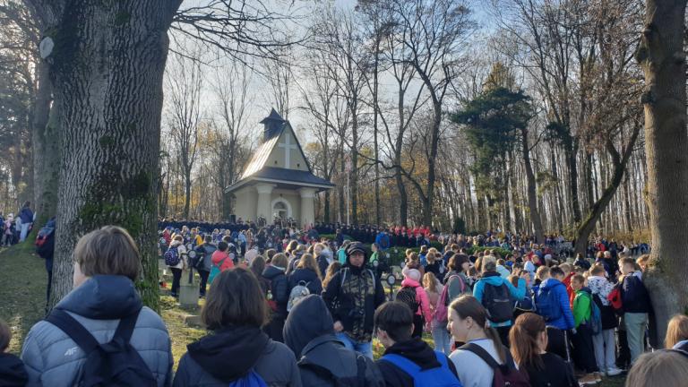 XXXIII Małopolski Złaz Patriotyczno-Turystyczny „SZLAKAMI LEGIONISTÓW ŁOWCZÓWEK 2022”
