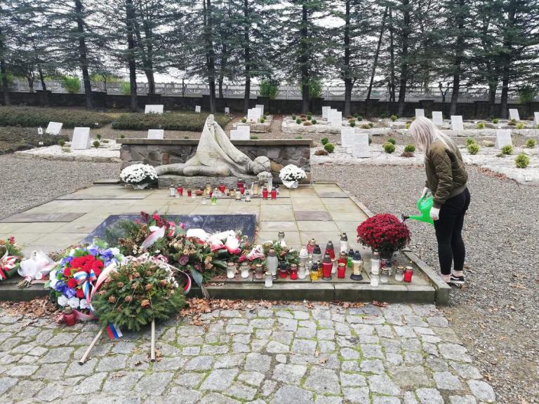 „Ocalić od zapomnienia” - uczestnicy OSiW w Iwoniczu pamiętają o poległych