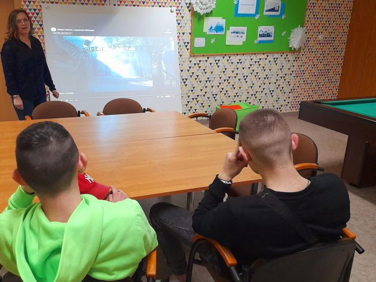 Międzynarodowy Dzień Pamięci o Ofiarach Holokaustu w OSiW Iwonicz