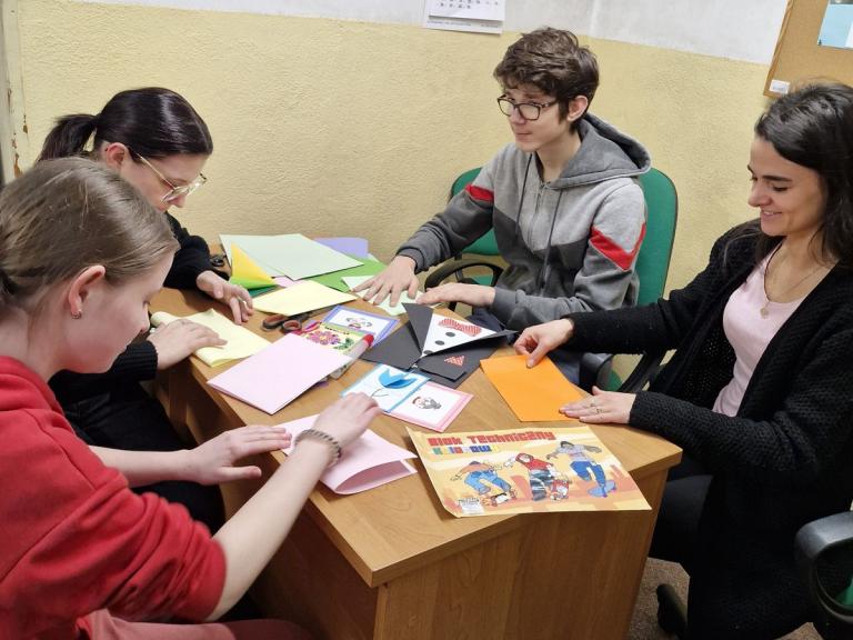 W trosce o bezpieczeństwo osób starszych - zajęcia w krośnieńskim 9-10 Hufcu Pracy