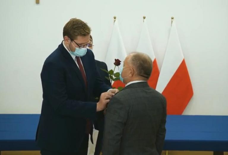Odznaczenie dla Zastępcy Komendanta Śląskiej WK OHP 