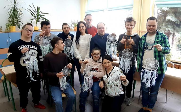Warsztaty artystyczne w Gromadzicach