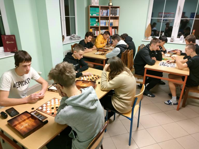 Turniej w warcaby w OSiW Człuchów