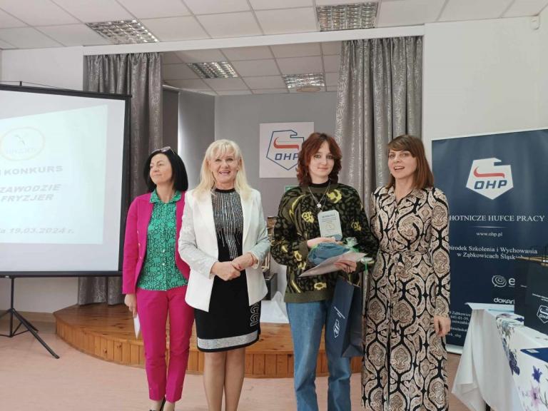 Uczestniczka z Hufca Pracy w Strzelinie na podium!