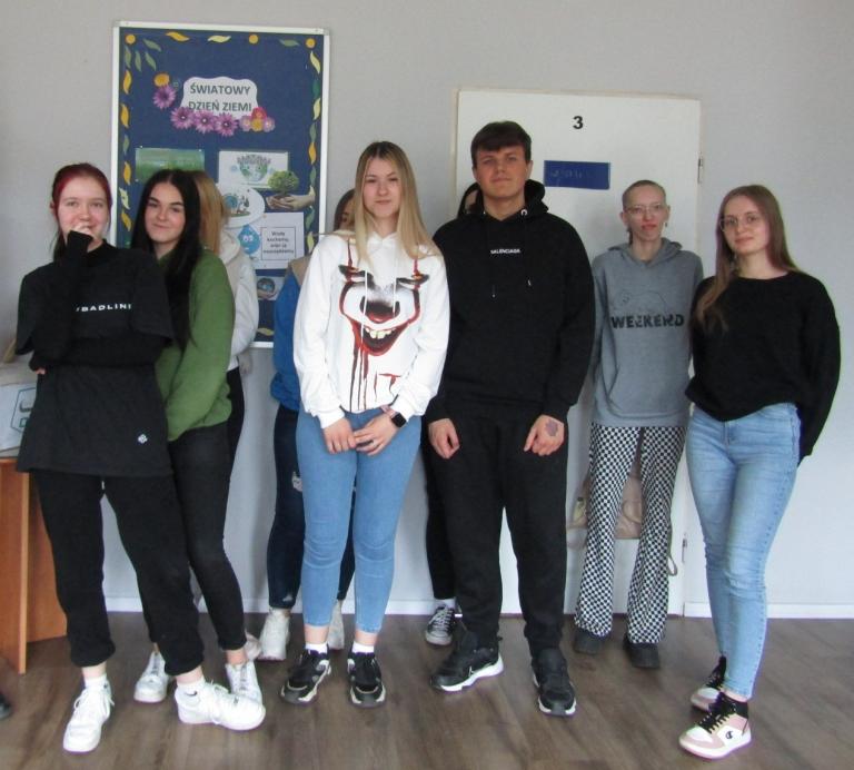 Obchody Światowego Dnia Ziemi w Hufcu Pracy w Turku