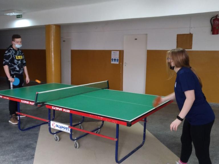 Tenis stołowy w 9-12 Hufcu Pracy Jarosław