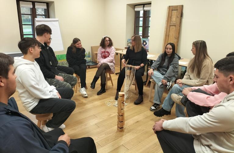 Komunikacja interpersonalna w Niepołomicach 