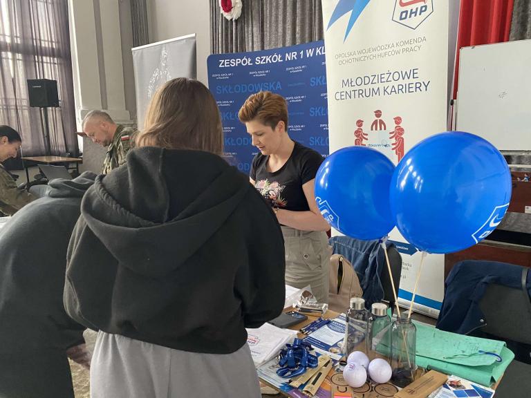 Młodzież planuje pracowite wakacje 