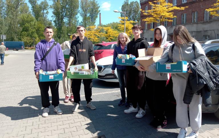 HP 5-13 Tomaszów Mazowiecki: Realizacja inicjatywy Wojewódzkiej Rady Młodzieży Łódzkiej WK OHP „Zadbaj o środowisko”