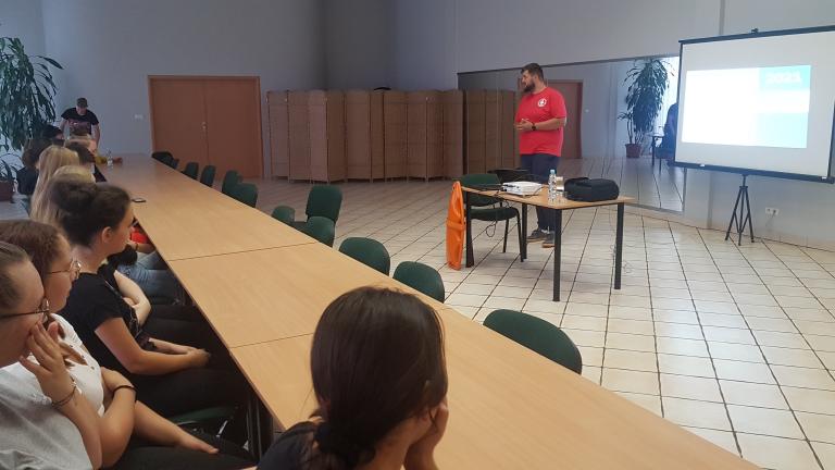 O bezpieczeństwie nad wodą w okresie letnim 