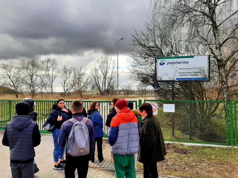 Inicjatywa „Czysty świat tego nam brak” w 11-4 Hufcu Pracy w Starogardzie Gdańskim