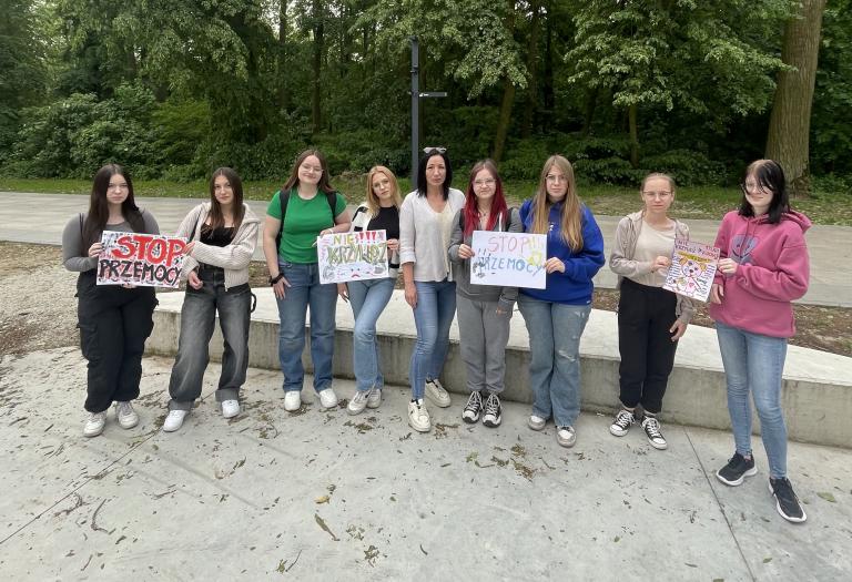 Nie krzywdź i nie daj się krzywdzić. Stop przemocy. Start bezpieczeństwu w Hufcu Pracy w Słupcy