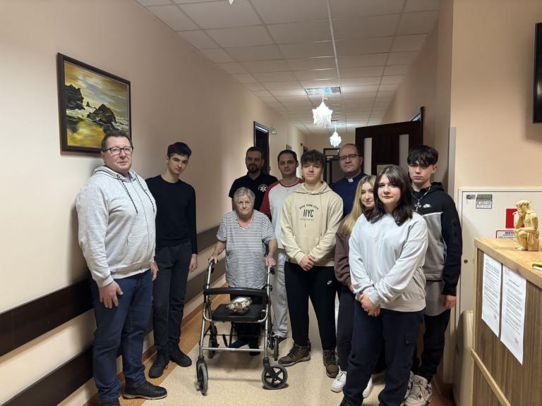 Dzień Babci i Dziadka w Krośnieńskim Hospicjum