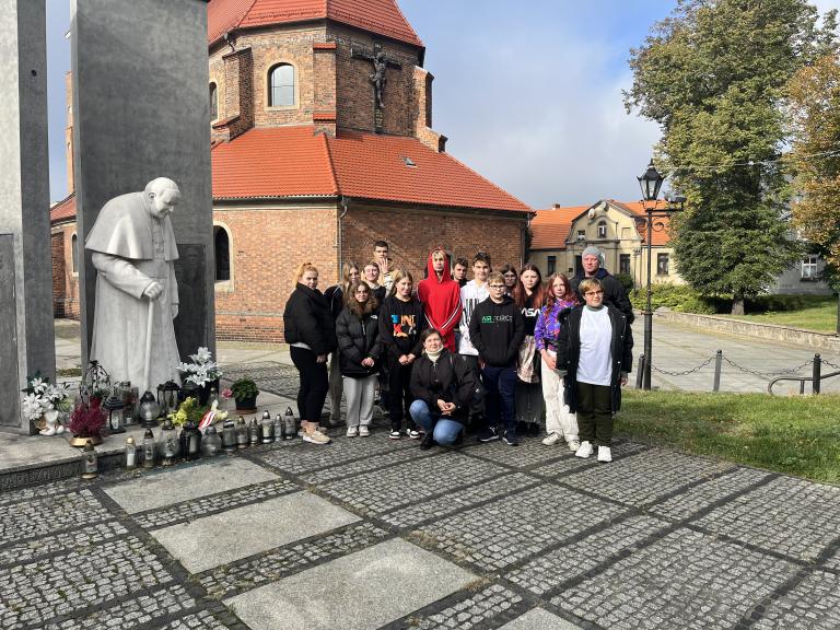Dzień Papieski w Hufcu Pracy we Wrześni