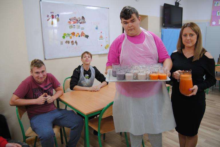 Zajęcia promujące zdrowe odżywianie w Ośrodku Szkolenia i Wychowania w Szamocinie