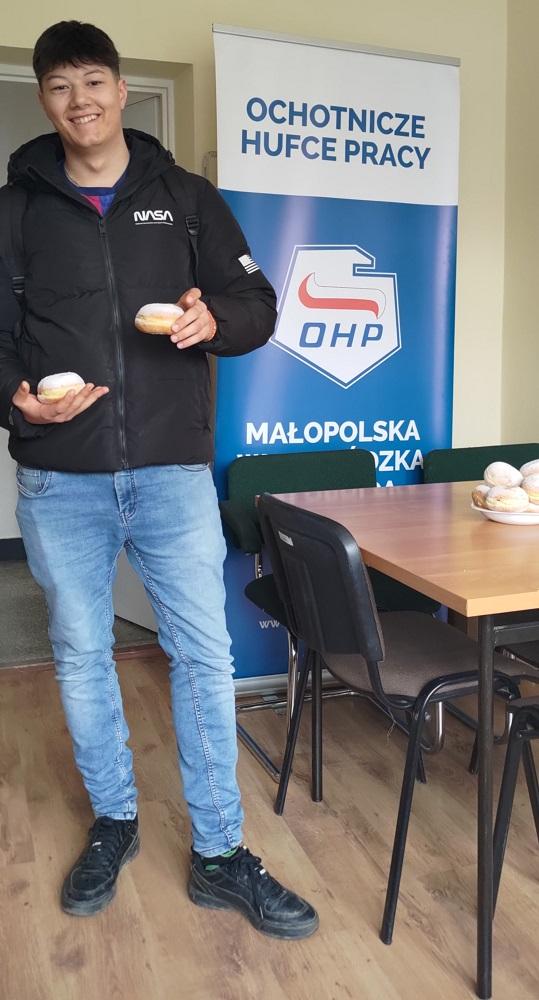 Pączkowe szaleństwo w limanowskim Hufcu Pracy