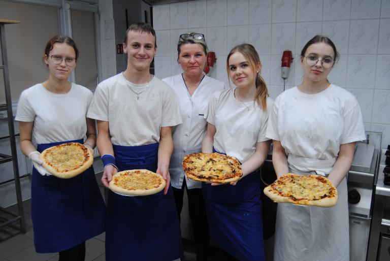 Dzień Pizzy w Ośrodku Szkolenia i Wychowania w Szamocinie 