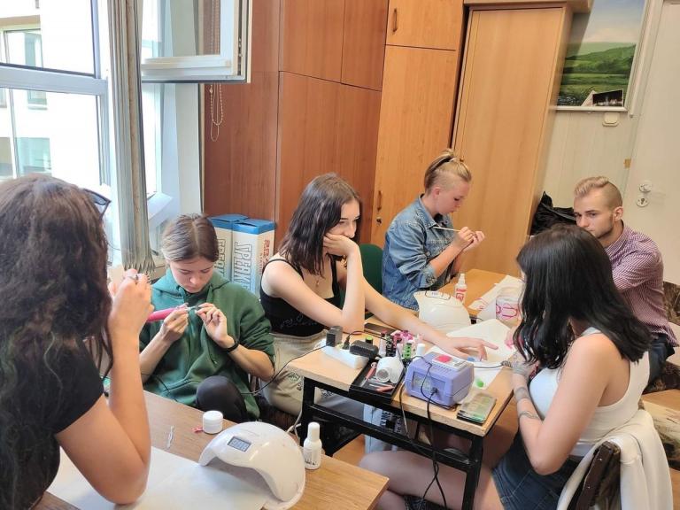 Stylizacja paznokci – rozwijamy zainteresowania