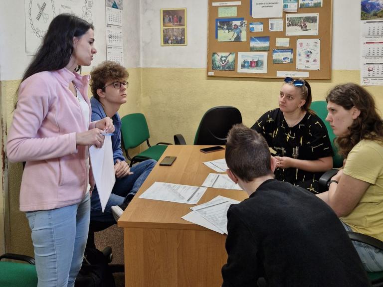Intensywne przygotowania do egzaminu w 9-10 Hufcu Pracy