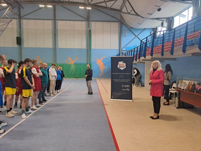 Drużyna  Hufca Pracy z Ziębic zajęła i miejsce na ii mistrzostwach Dolnego Śląska w piłce koszykowej  OHP 3x3 chłopców. 