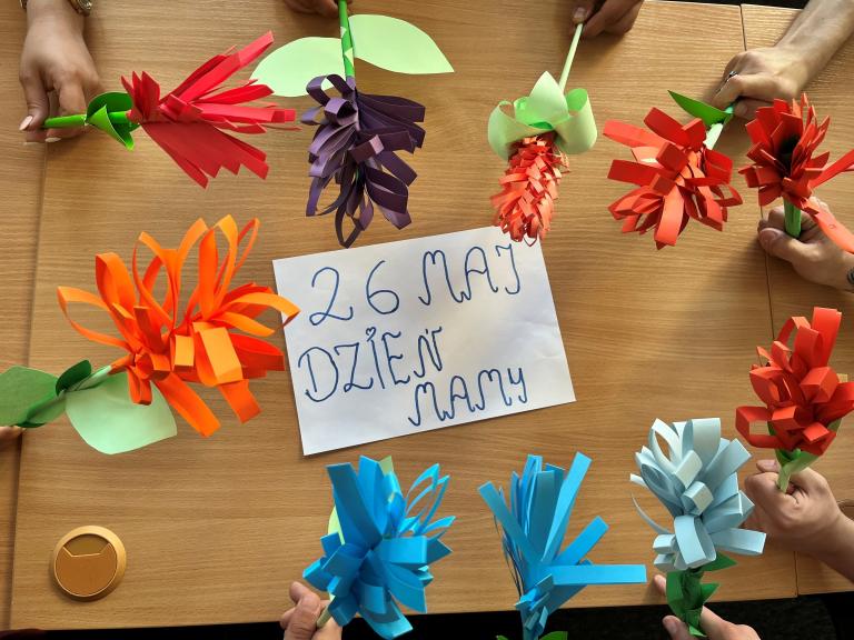 Dzień Mamy w 11-12 Hufcu Pracy w Gdyni